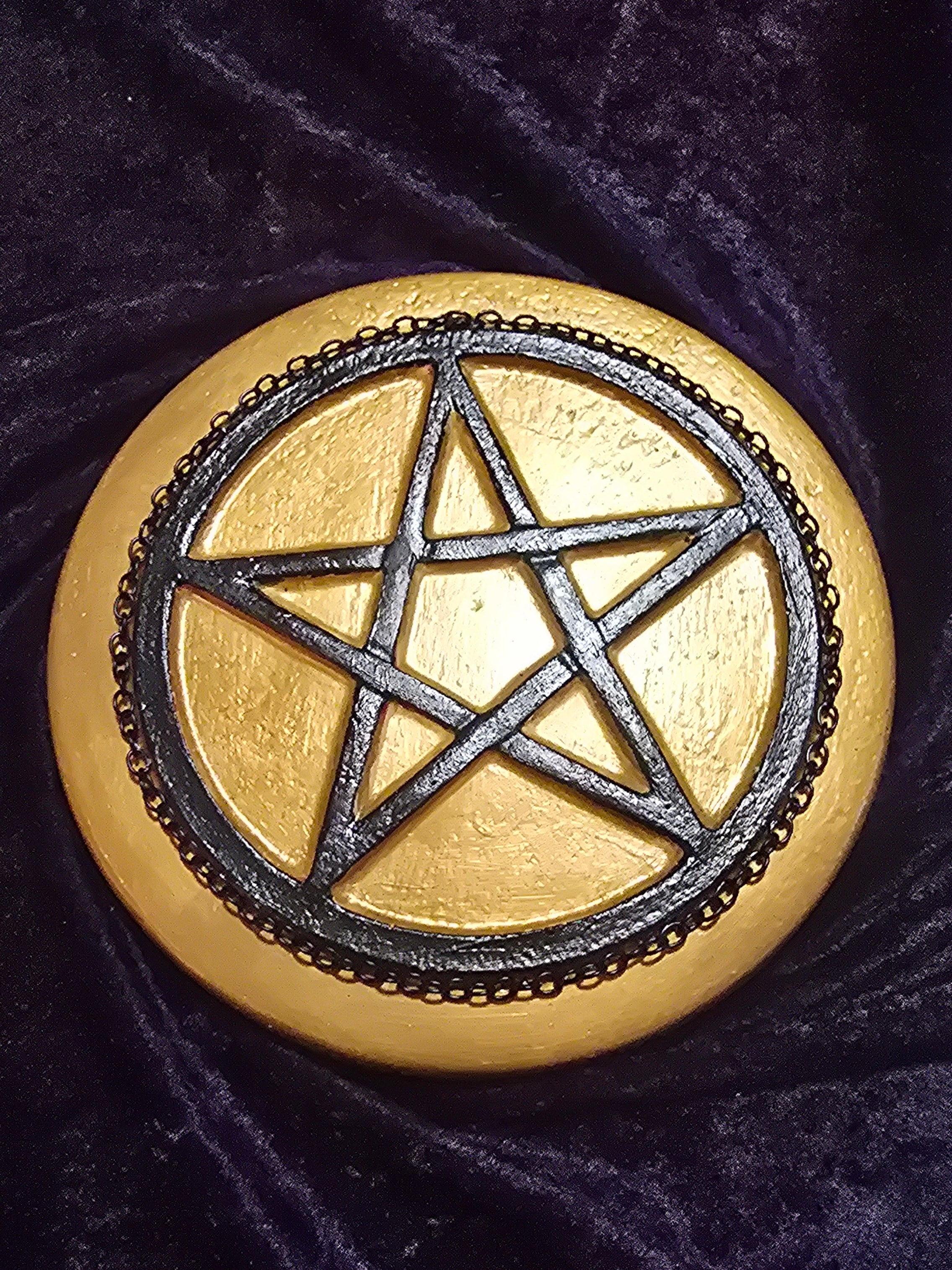 Altar Pentagram- Gold